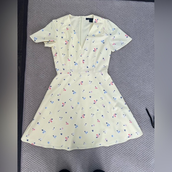 French Connection Yellow Dainty Flower Dress 4 - Picture 1 of 11